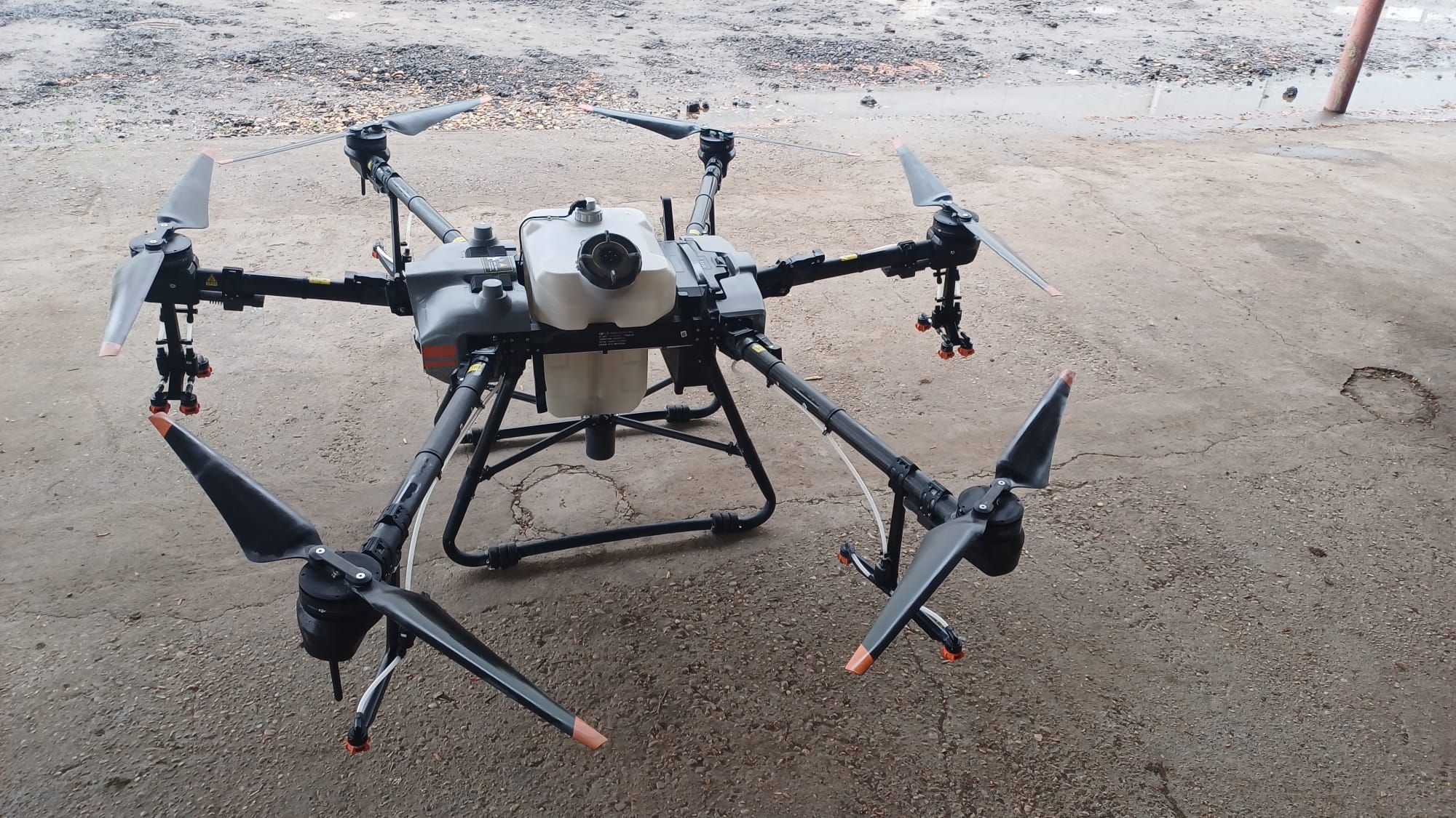 Drona DJI Agras T30 Second Hand